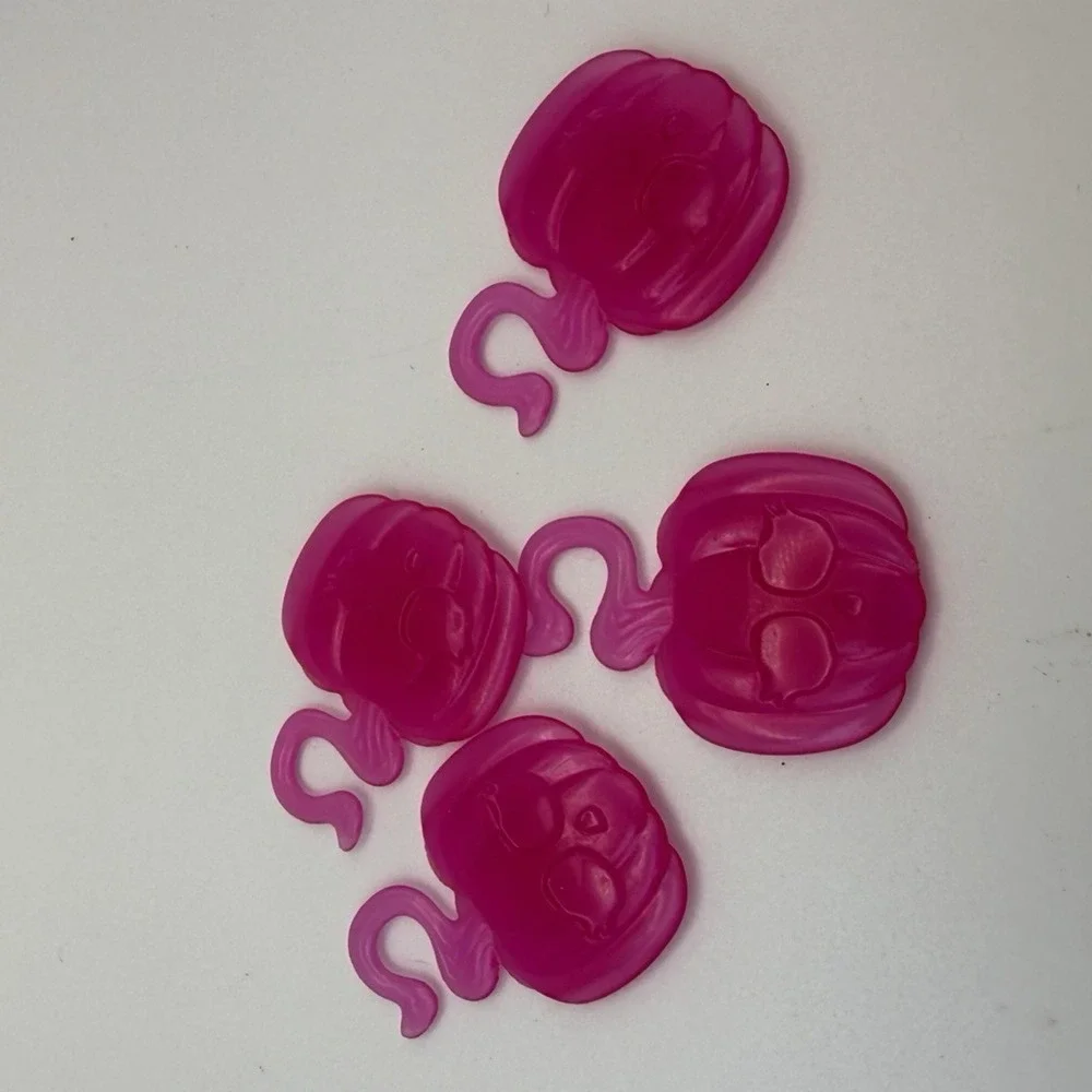Monster High Deadluxe School Catacombs Playset Replacement Parts PUMPKIN ACC